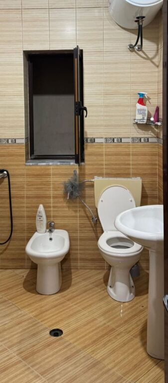 Apartment 1+1. 35000 leke.21 December