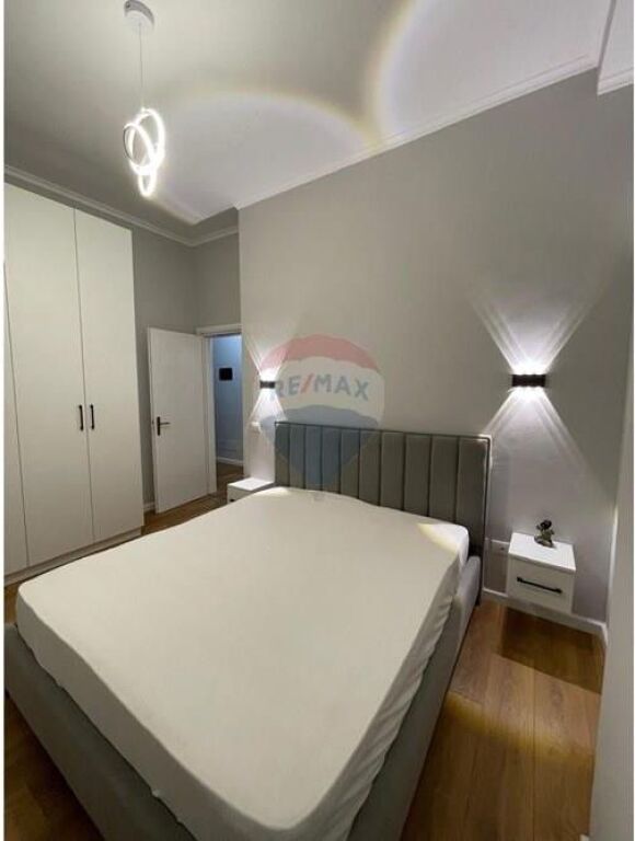 Apartament - Për Shitje - Rruga Sotir Caci, Tiranë