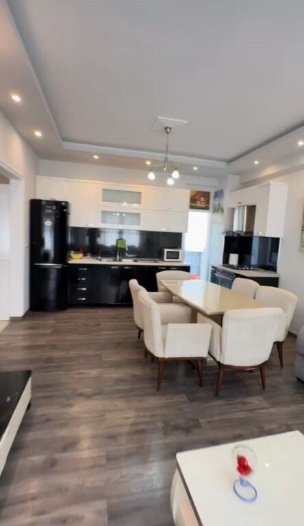 ▪️ Shitet Apartment 2+1+2  📍 Te Kopshi Zologjik