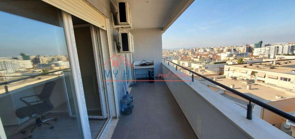 Office for rent near the Paris Commune in Tirana