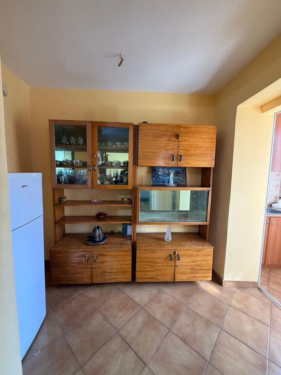 🏠AFFITTASI Appartamento 2+1+balcone 📍Via Ferit Xhajko 💶450€/Mese