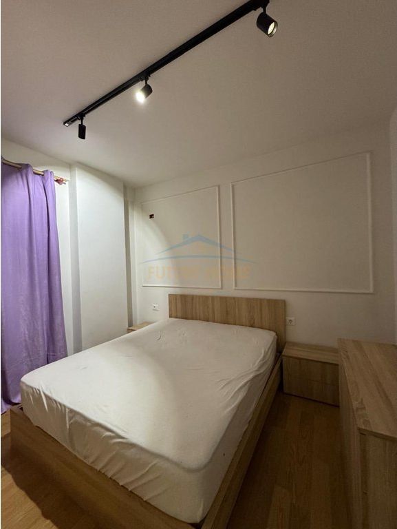 Qera,Apartamenti 1+1+Post parkimi , Selite , Tirane