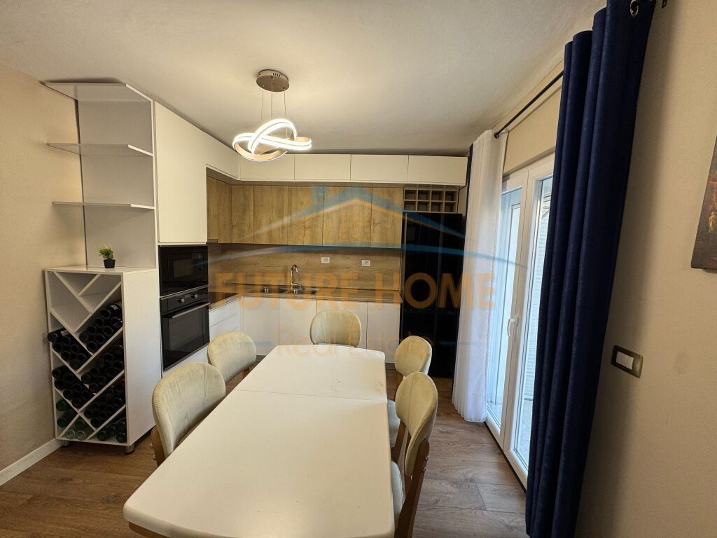 For sale, Apartment 2+1+2, Muzeumi, Durrës