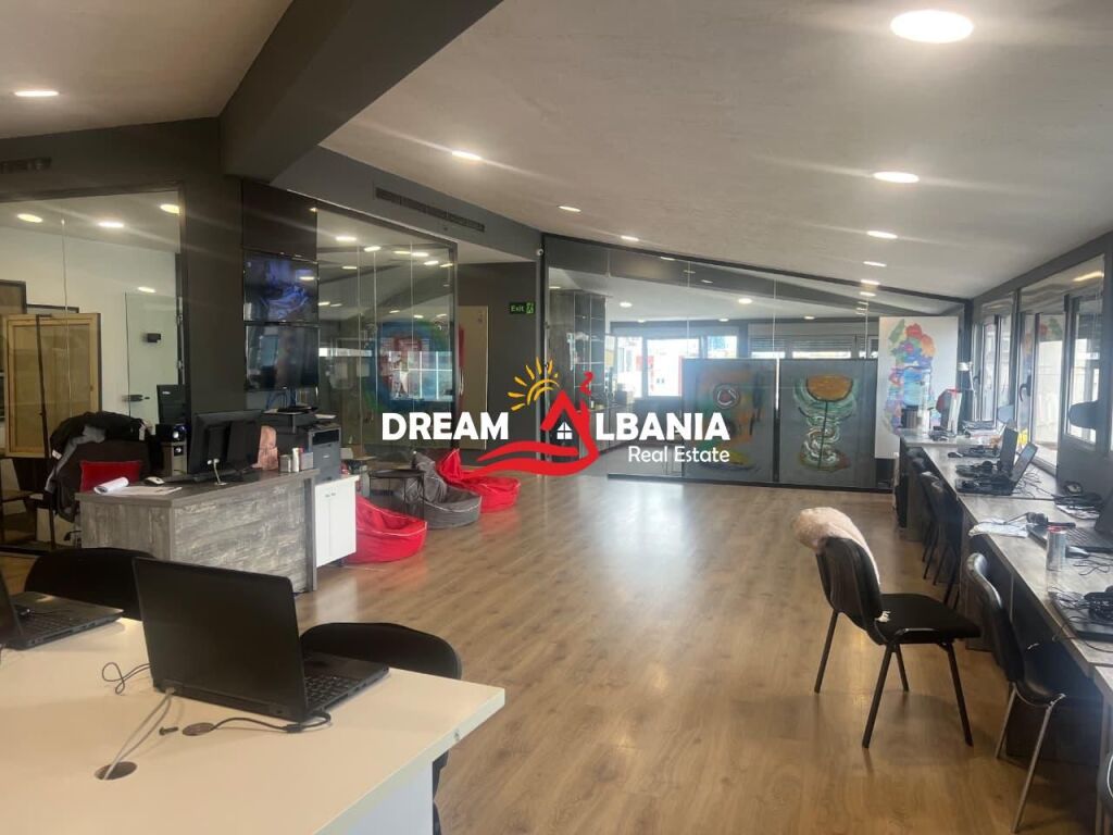 Ufficio in Affitto presso l'ex Mercato Elettrico (ID 42611530)