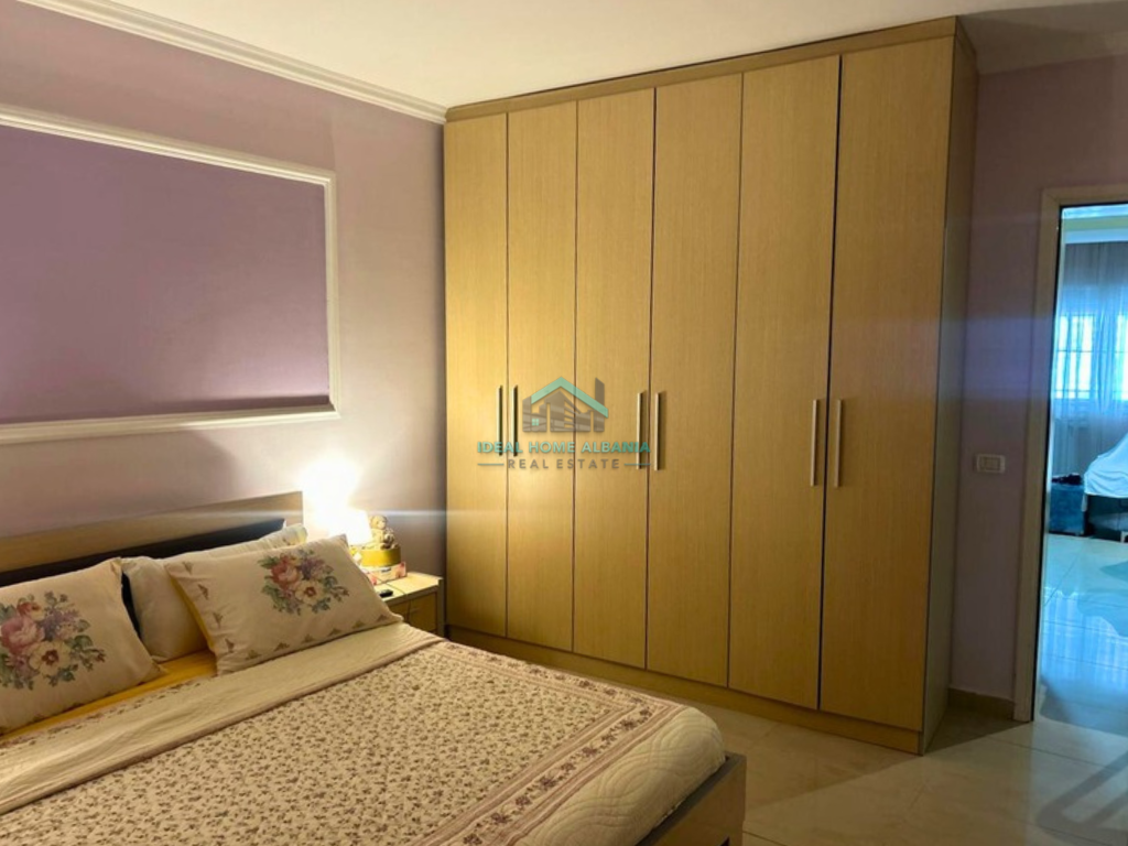 Shtëpi Private me Qira – Zona e Bashkisë, Vlorë.