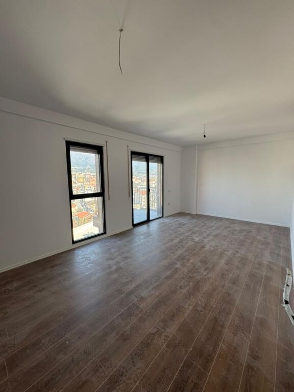 Shitet apartament 2+1+Parkim, Kompleksi Asl, 246.000euro