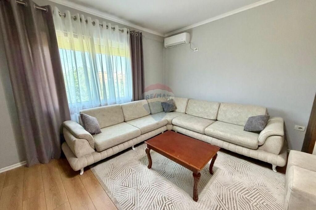 APARTAMENT 2+1+2 TEK KOPSHTI BOTANIK !
