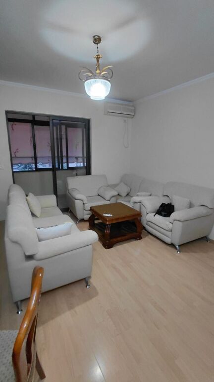 Jepet me Qira: Apartament 1+1 te Kodra e Diellit