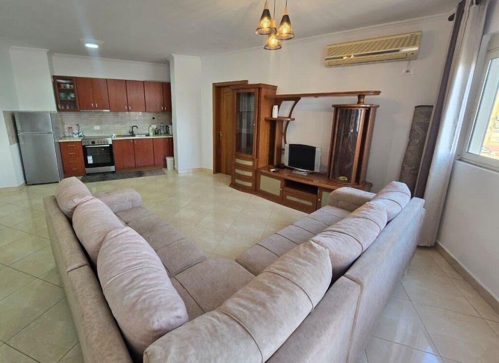 🏡 Apartment 2+1 for Rent – Barrikadave Street
