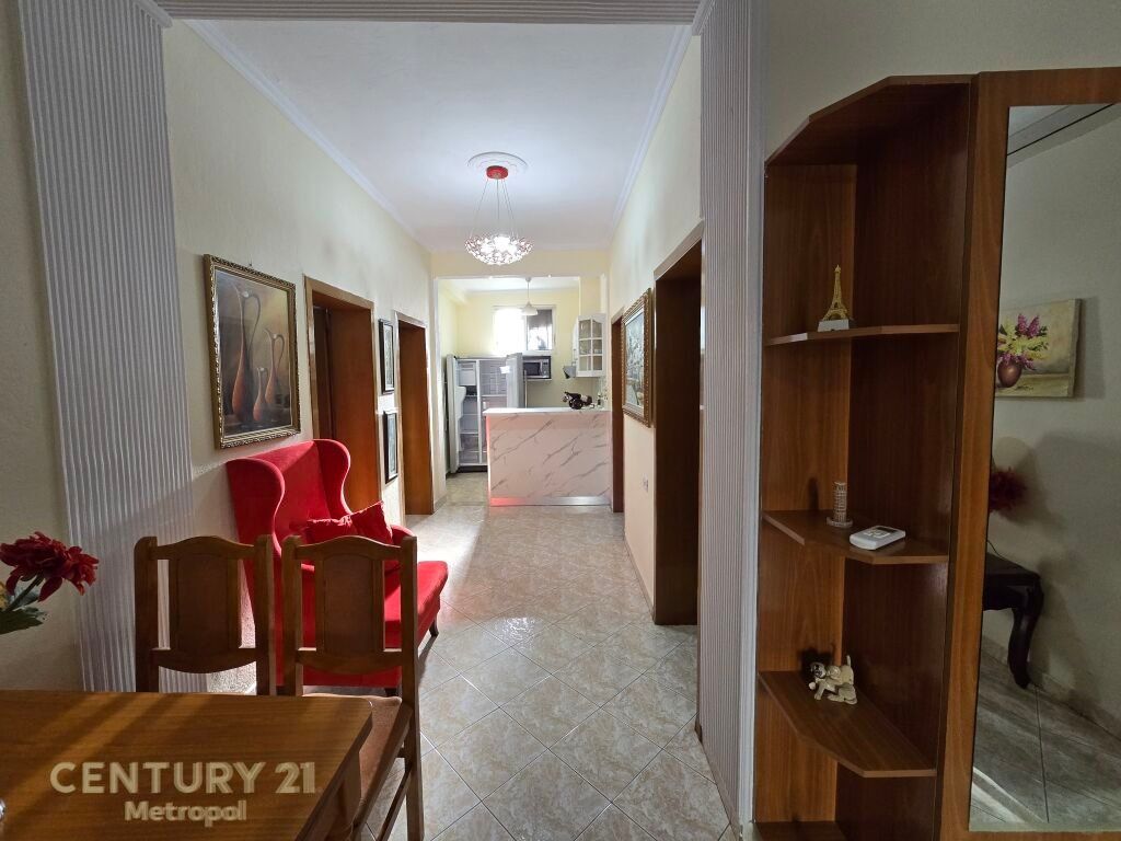 WE OFFER A PRIVATE HOUSE ONE FLOOR 3+1+2 FOR RENT NEAR MYSLYM SHYRI!