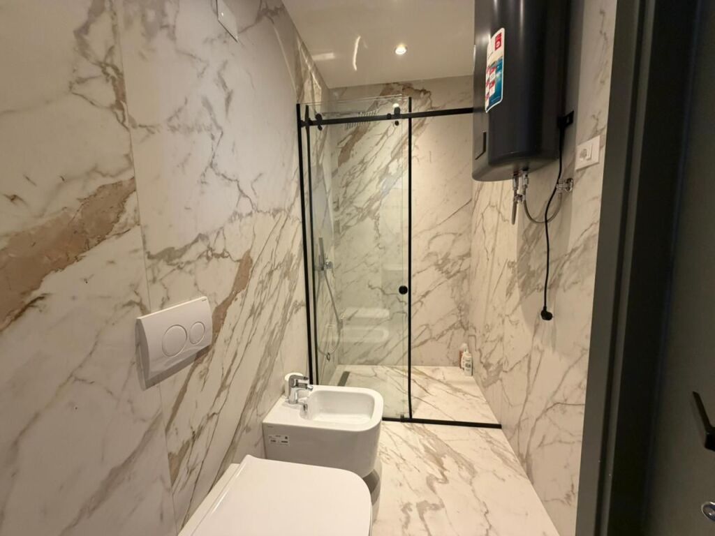 Apartament 3+1+Parking per qira tek Lake View Residence.