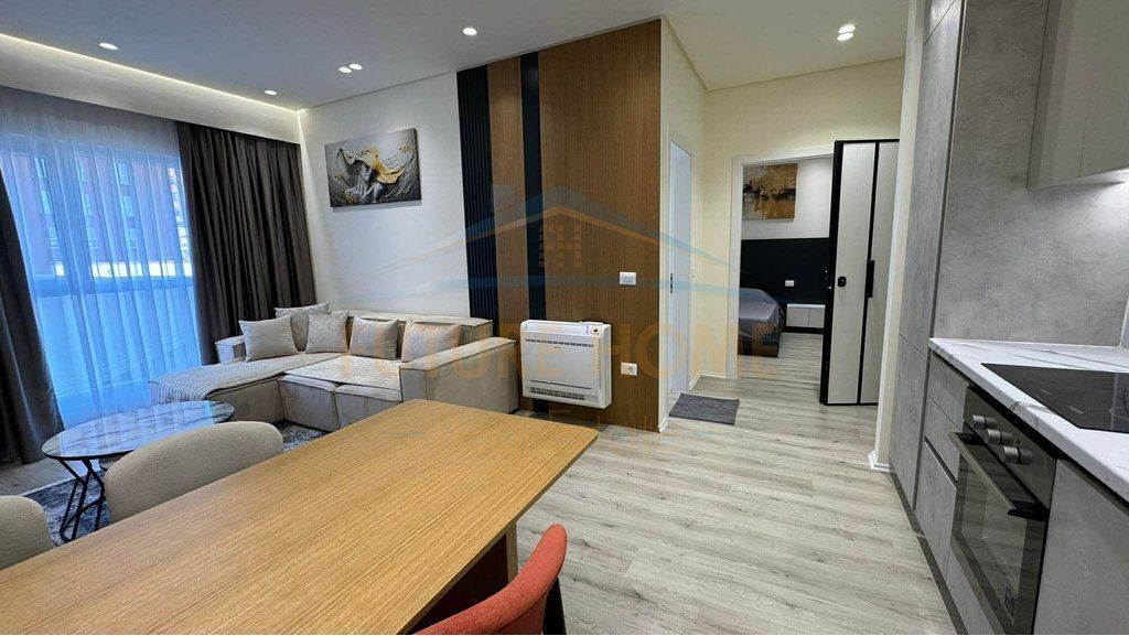 Qera, Apartament 1+1 + Post Parkimi, Kompleksi Aura, Rruga Dritan Hoxha