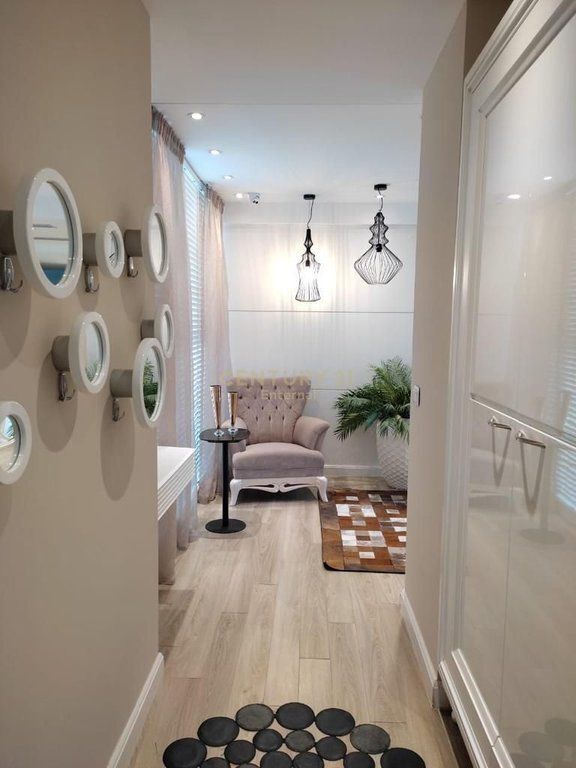 Apartament 3+1+2 per qira te Nobis, Liqeni