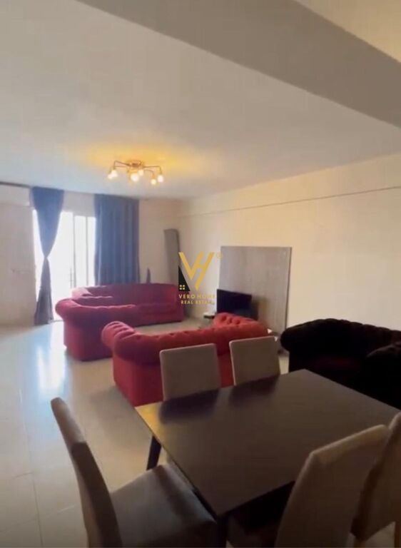 SHITET APARTAMENT 2+1+2+2BLK TE KOM.MALAJZIAN, CASA ITALIA 160.000 EURO