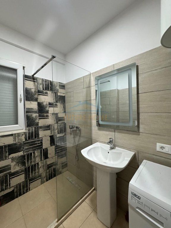 Qera,Apartamenti 1+1+Post parkimi , Selite , Tirane
