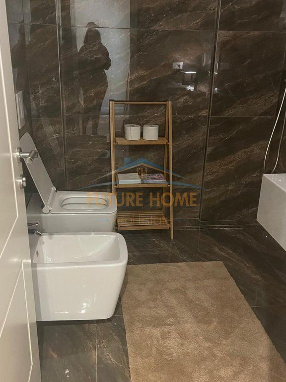 Qera, Vilë, Farke e Vogel, Tiranë