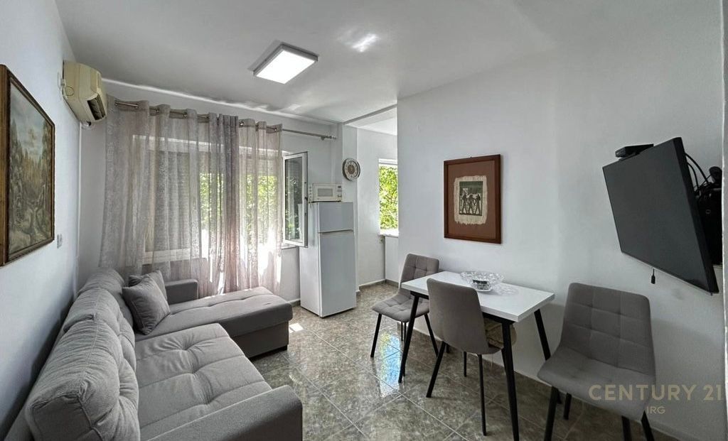 Appartamento 2+1 in affitto in via Dibra