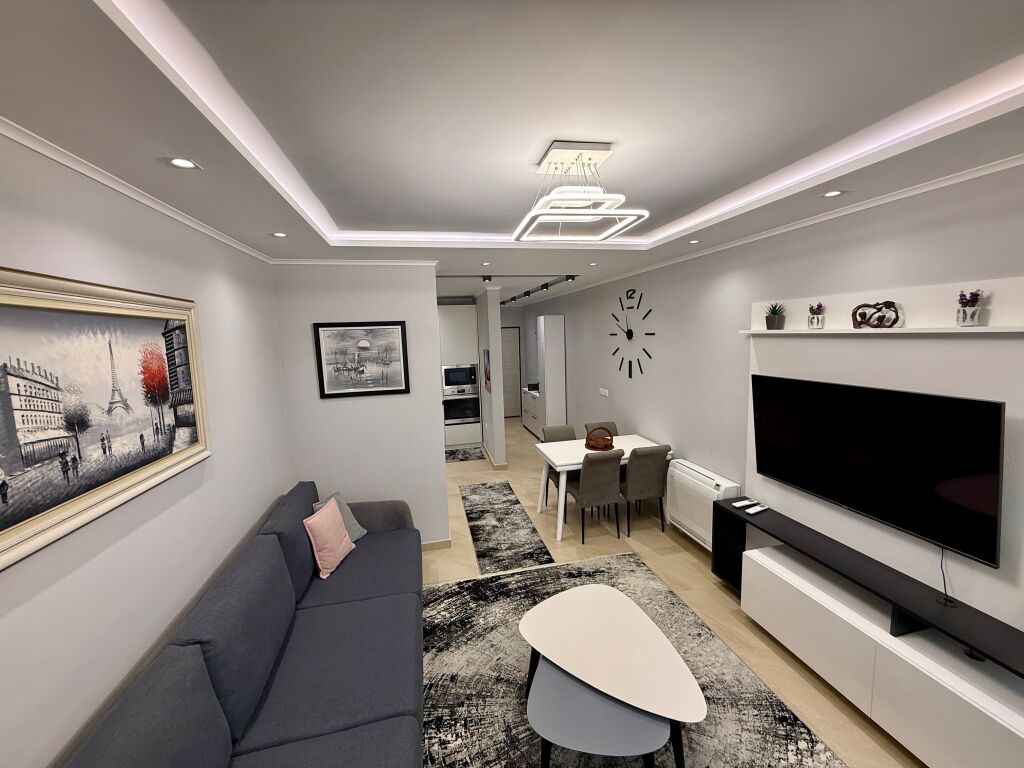 📣 SHITET Apartament 2+1 Me Ballkon Dhe Depo 📍 Prane Kopeshtit Botanik ✨