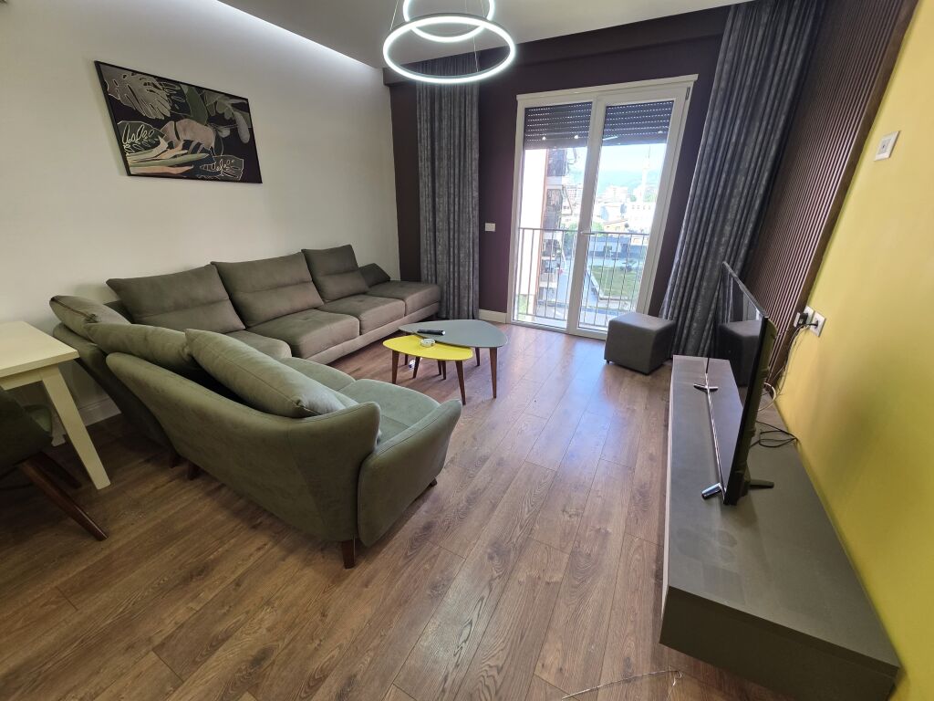 Jepet me qira 1+1 Kompleksi Jolla Astir 550€