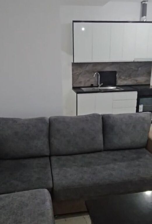 Apartament 2+1 me qira – Laprakë !