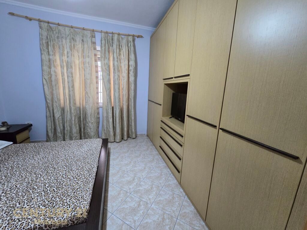 WE OFFER A PRIVATE HOUSE ONE FLOOR 3+1+2 FOR RENT NEAR MYSLYM SHYRI!