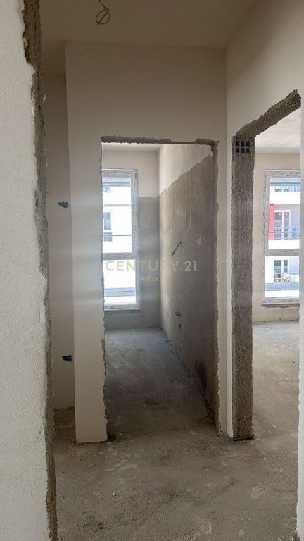 OKAZION, APARTAMENT 2+1+2 TE UNIVERS CITY-1050euro/m2