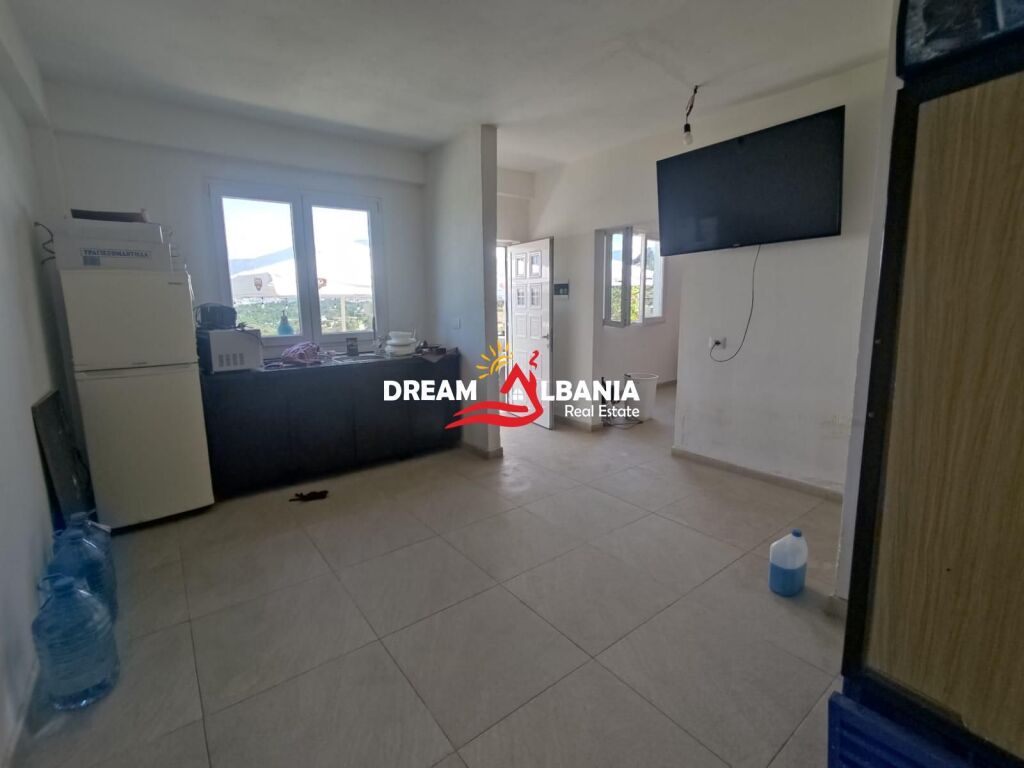 Villa su due piani in vendita vicino al Lago Secco, Tirana (ID 4151220)