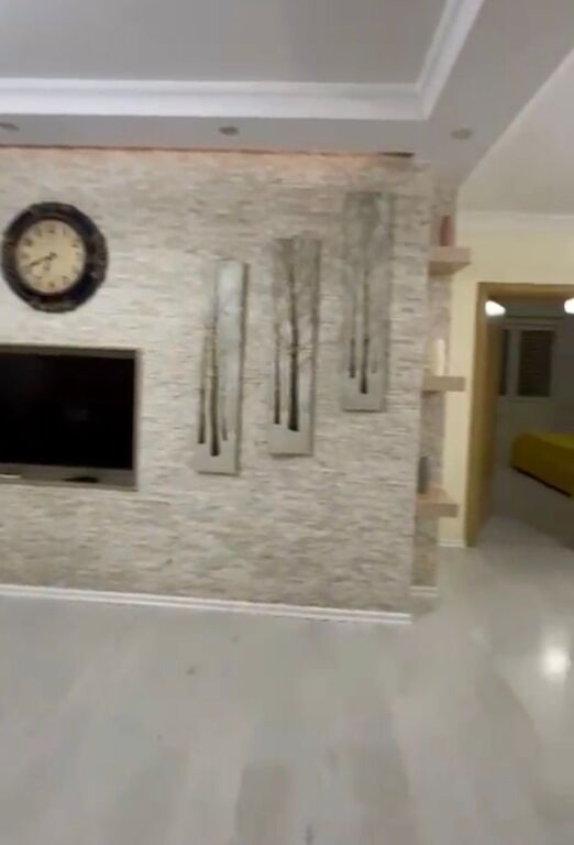 Shitet, Apartament 3+1+2, Porcelan, Tiranë