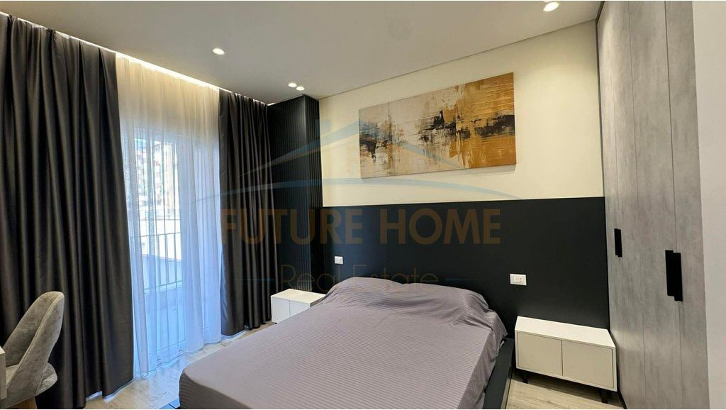 Qera, Apartament 1+1 + Post Parkimi, Kompleksi Aura, Rruga Dritan Hoxha