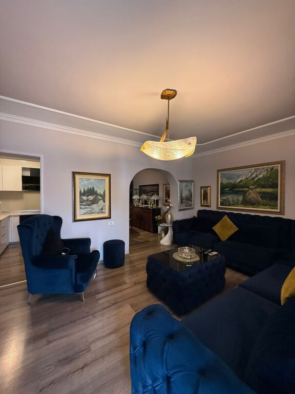 Apartament 2+1 per shitje te Rruga e Kavajes