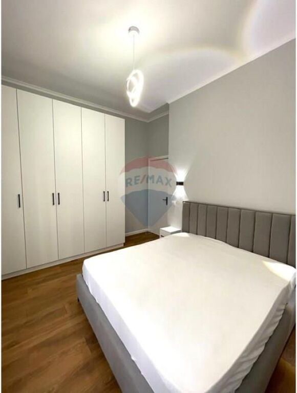 Apartament - Për Shitje - Rruga Sotir Caci, Tiranë