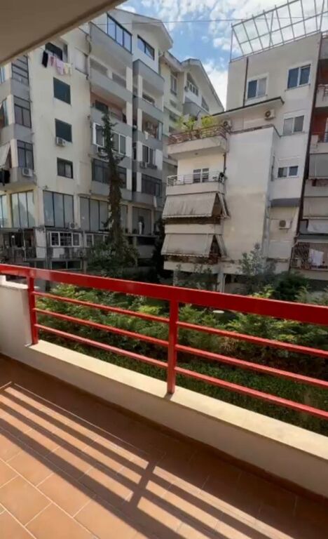Affitto | Apartament 1 + 1 | Liqeni i Thatë | 500 €/mese