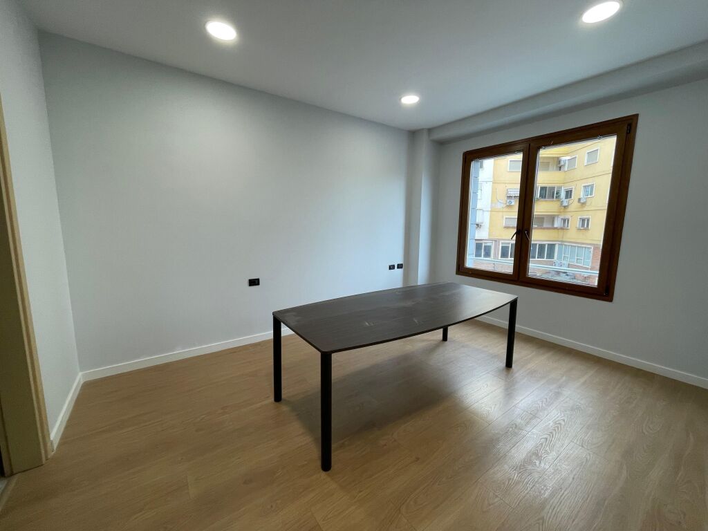 Office Space for Rent at Hilton Garden Inn, Delijorgj