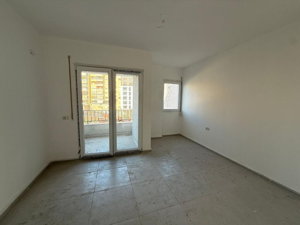 ✨SHITET APARTAMENT 1+1 me ballkon – PAZARI I RI!✨