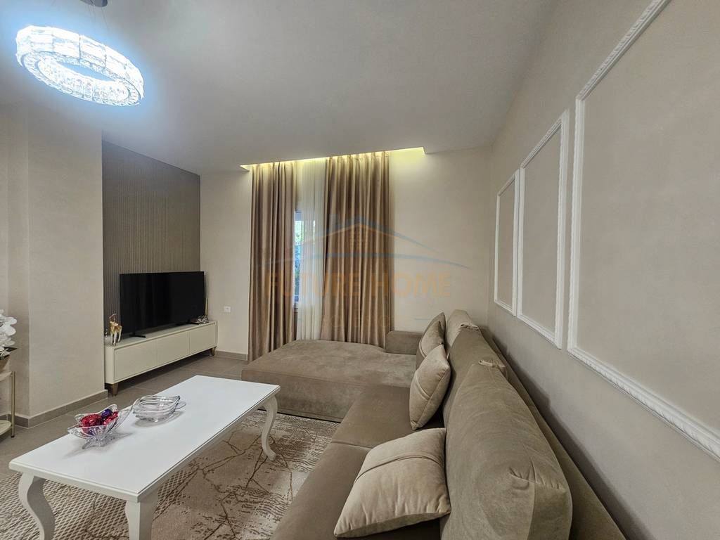 Qera, Apartament 2+1+Post Parkimi,Sauk, Tiranë.