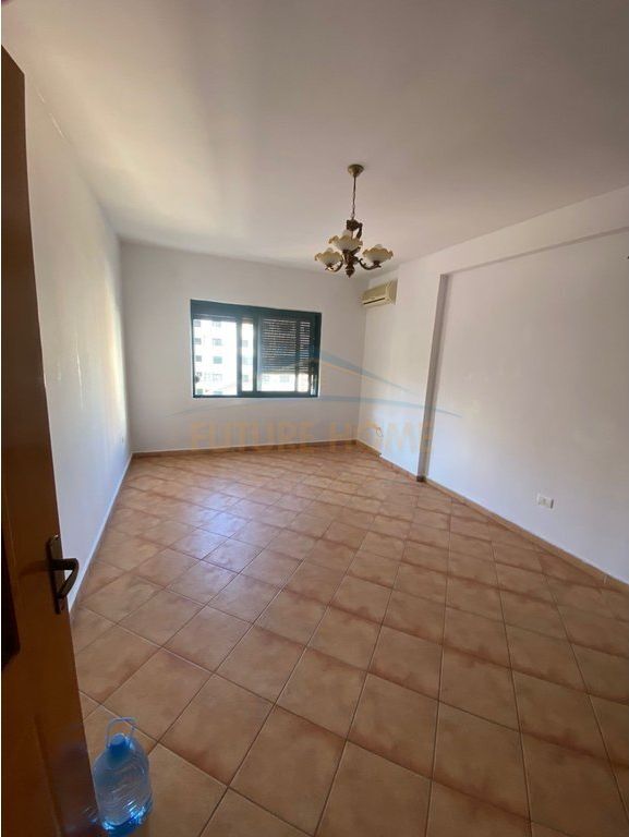 Shitet, Apartament 1+1, Lagjia 5, Durrës