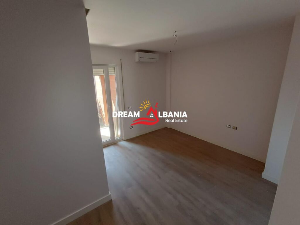 Apartament 2+1 Ne Shitje te Shkolla e Kuqe ne Tirane (ID 41212215)