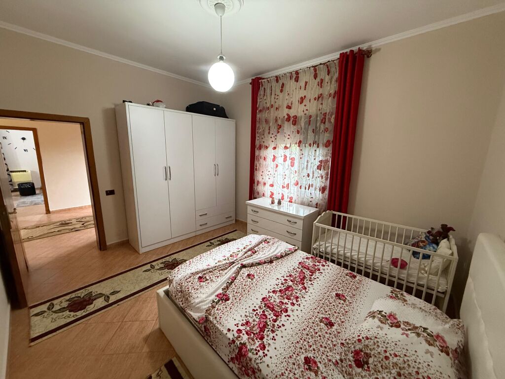 Jepet 🏠Apartment me qera 2+1 me parking 🅿️📍prane Casa Italia, e mobiliar pjese e nje vile✨