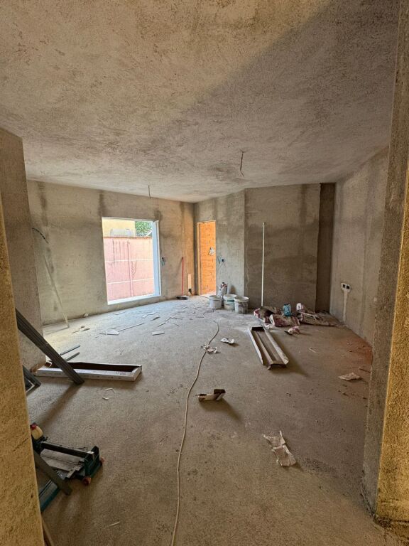 SHITET APARTAMENT PRANE RRUGES SE ELBASANIT