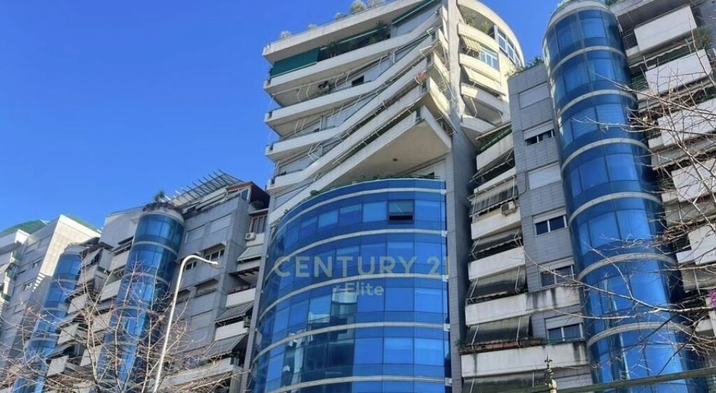 Modern Commercial Space for Rent, 290 m², Halili Complex – Invested &amp; Ready for Business