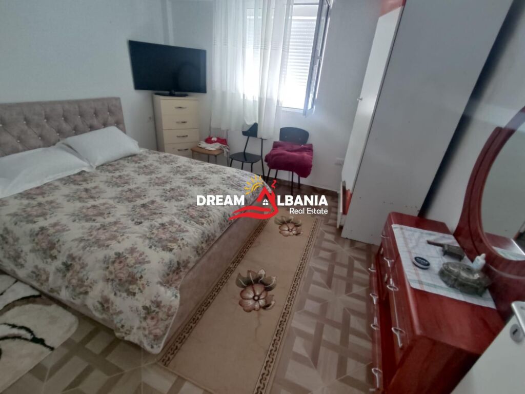Villa su due piani in vendita vicino al Lago Secco, Tirana (ID 4151220)