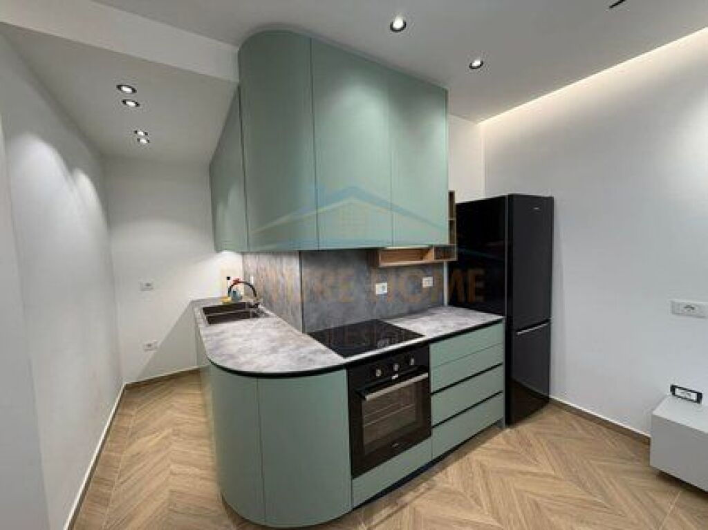 In vendita, 2 Appartamenti 1+1, Nuovo Anello