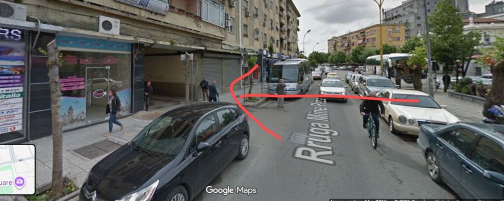 Jepet me qera ambjent dupleks per zyra prane Kafe Flores te Rruga e Durresit