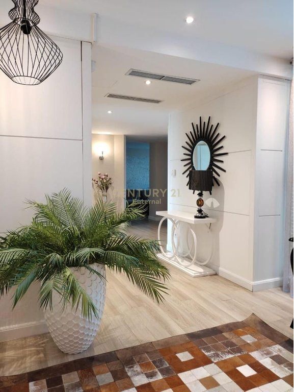 Apartament 3+1+2 per qira te Nobis, Liqeni