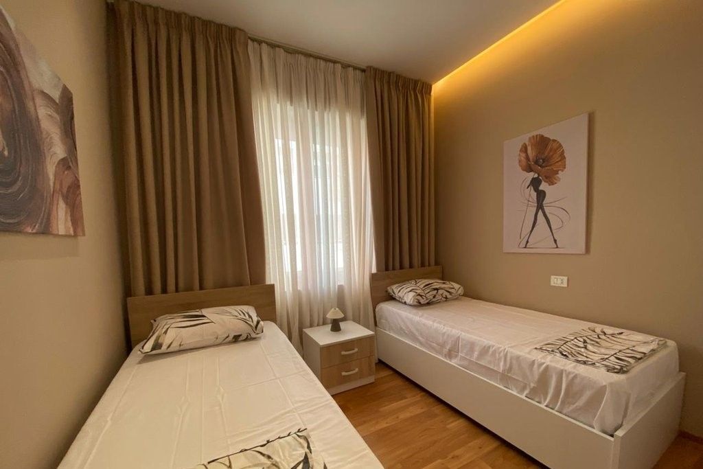 Appartamento 2+1 In Affitto a Ish Blloku, Tirana - 1300€ | 78 m²