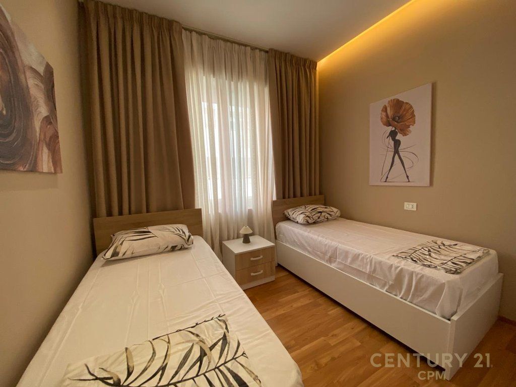 Appartamento 2+1 In Affitto a Ish Blloku, Tirana - 1300€ | 78 m²