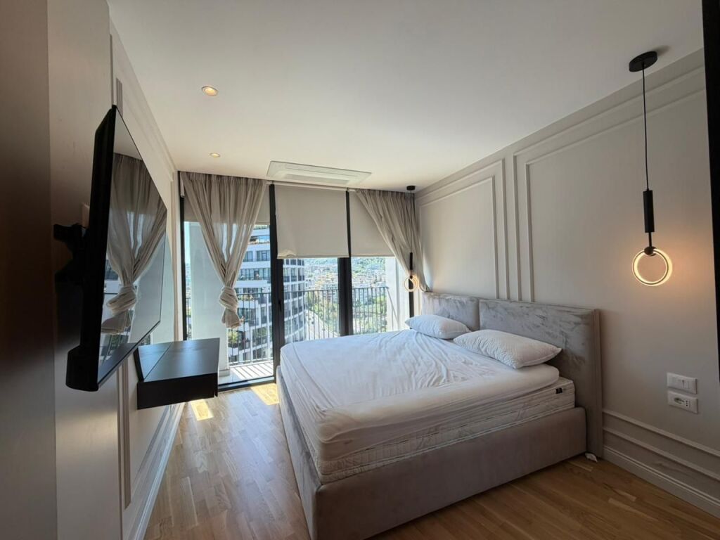 Apartament 3+1+Parking per qira tek Lake View Residence.