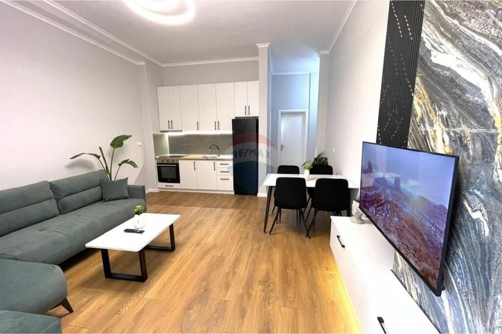 Vendesi in vendita 1+1 a Fresk