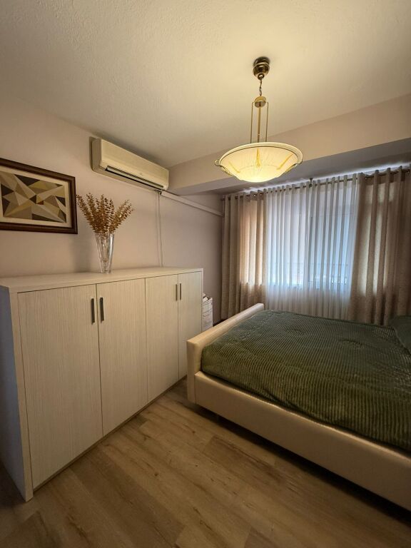 Apartament 2+1 per shitje te Rruga e Kavajes