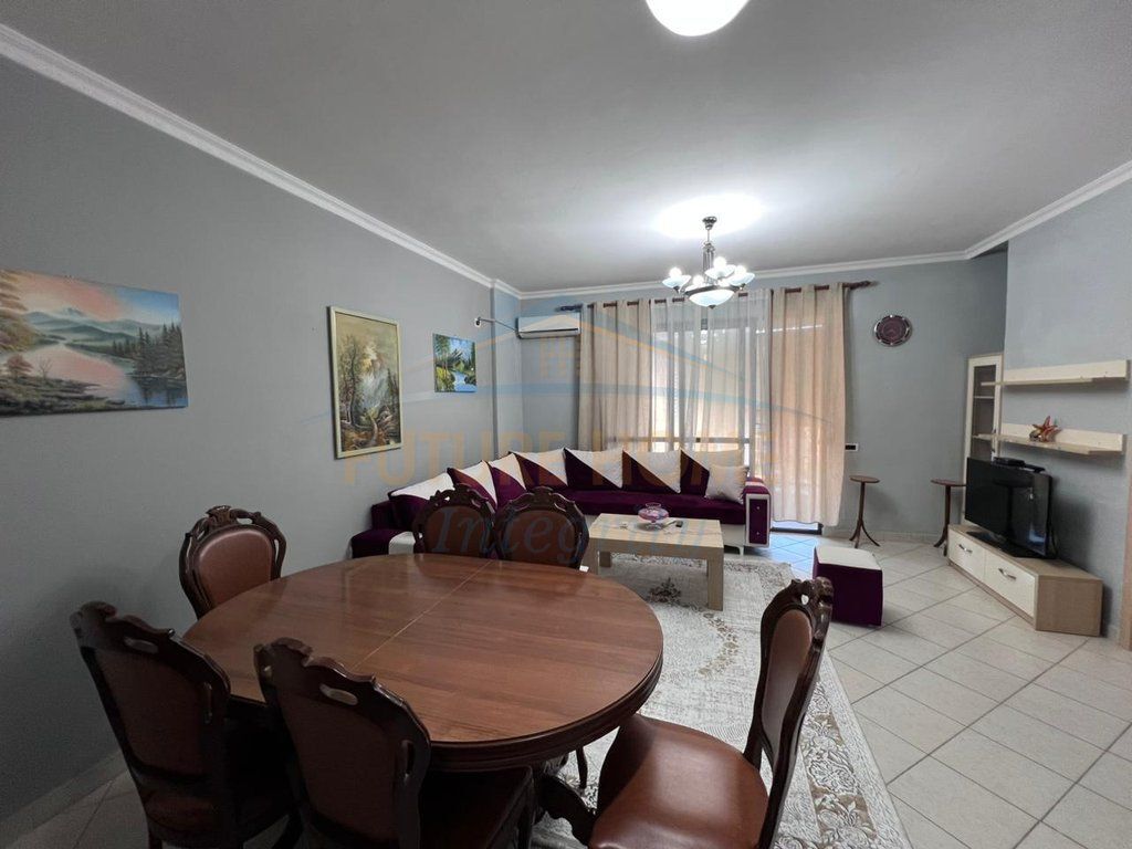 Qera, Apartament 2+1, Ish Tregu Elektrik, Tiranë.